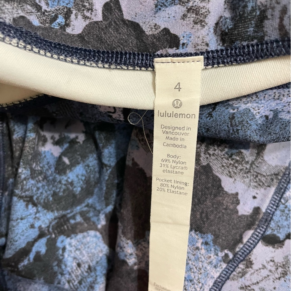 Lululemon Speed Up Tight Full On Luxtreme 28”Screen Camo Multi Leggings size 4 - Picture 3 of 4